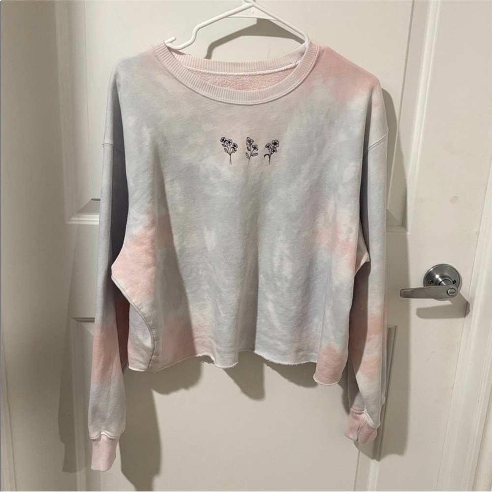 Hollister Soft Pastel Sweatshirt with Floral Detail - Picture 1 of 4